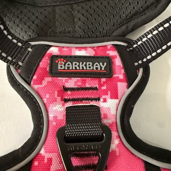New with tags Barkbay dog harnesss - Picture 2 of 9